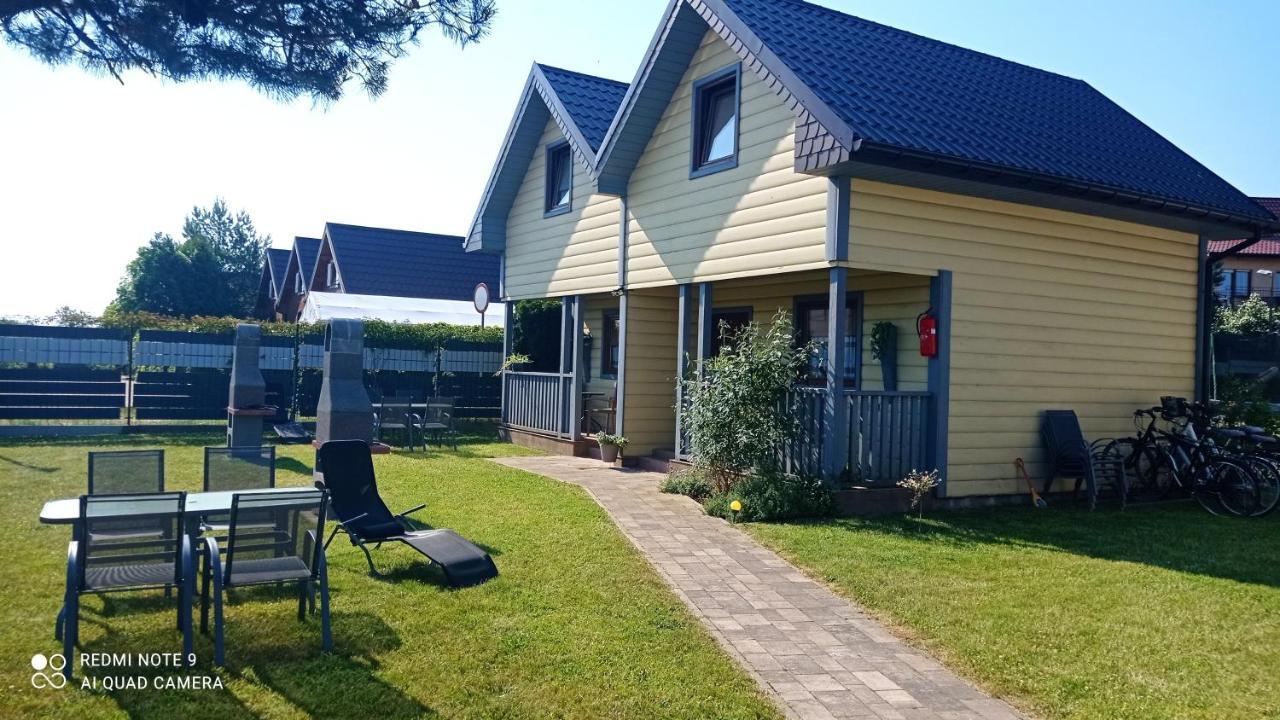 Domki Teo Pietrowe I Parterowe Rewal Kültér fotó